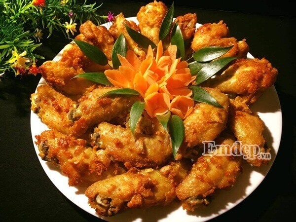 Cánh gà chiên tỏi ớt thơm nức căn bếp nhỏ 42 Cánh gà chiên tỏi ớt thơm nức căn bếp nhỏ 14