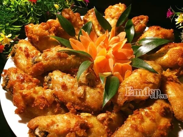 Cánh gà chiên tỏi ớt thơm nức căn bếp nhỏ 43 Cánh gà chiên tỏi ớt thơm nức căn bếp nhỏ 15