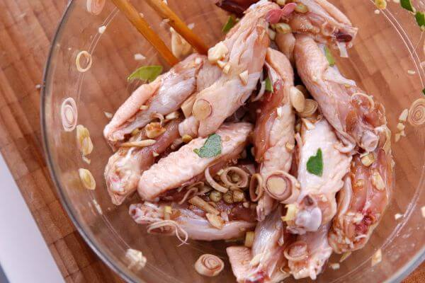 Cánh gà nướng ngũ vị hương thơm phức khiến cả nhà đều mê 50 Cánh gà nướng ngũ vị hương thơm phức khiến cả nhà đều mê 22