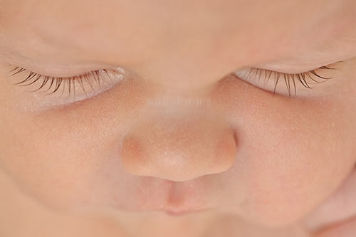 Cắt lông mi làm đẹp cho bé việc làm nguy hiểm khôn lường 34 Cắt lông mi làm đẹp cho bé việc làm nguy hiểm khôn lường 6