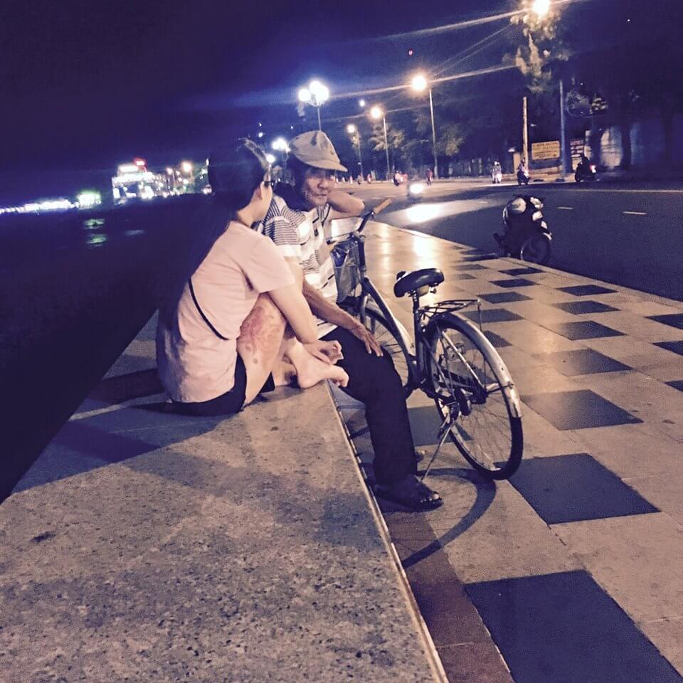 Cha mẹ nuôi con bể hồ lai láng, con nuôi cha mẹ... 33 Cha mẹ nuôi con bể hồ lai láng, con nuôi cha mẹ... 5
