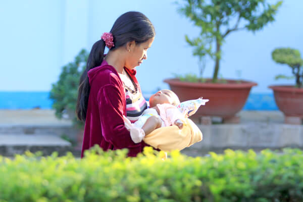 Chăm sóc trẻ sơ sinh vào mùa hè mẹ phải ghi nhớ 7 điều này 37 Chăm sóc trẻ sơ sinh vào mùa hè mẹ phải ghi nhớ 7 điều này 9