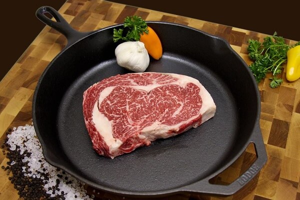 Chế độ dinh dưỡng cung cấp năng lượng cho mẹ sau sinh 40 Thịt bò