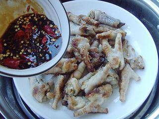 "Chết thèm" với chân gà sốt tương, gừng 53 "Chết thèm" với chân gà sốt tương, gừng 25
