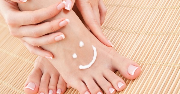 Chữa cháy vùng da chân bị rám nắng bằng các nguyên liệu tự nhiên 33 Chữa cháy vùng da chân bị rám nắng bằng các nguyên liệu tự nhiên 5