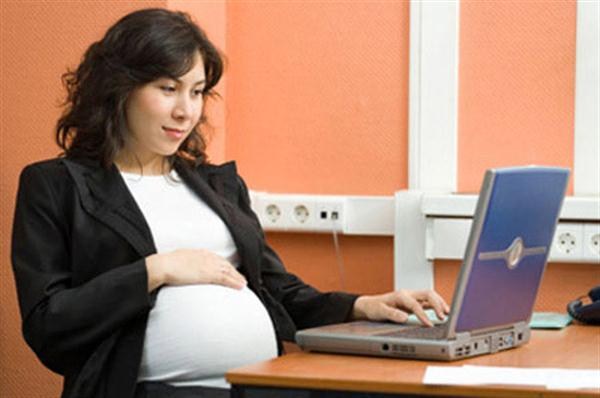 Có thai vẫn làm việc tốt 33 co-thai-van-lam-viec-tot