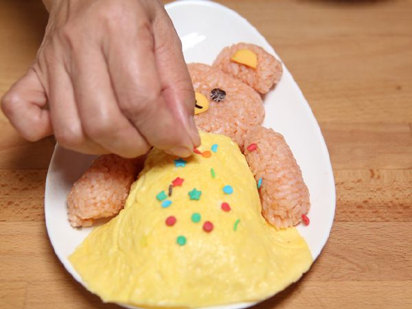 Cơm Bento hình gấu đắp chăn đáng yêu cho bé 61 Cơm Bento hình gấu đắp chăn đáng yêu cho bé 35