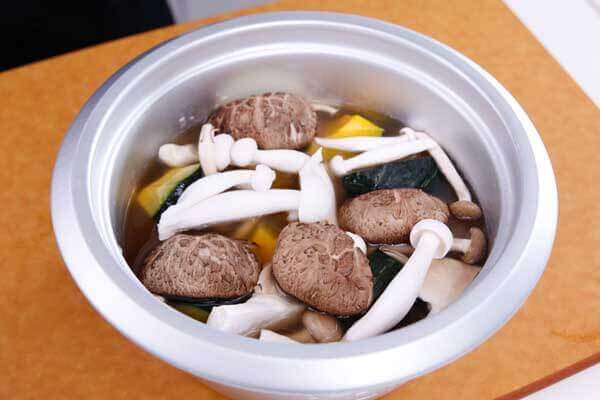 Cơm gà bí đỏ phong cách Nhật Bản thơm ngon bổ dưỡng 49 Cơm gà bí đỏ phong cách Nhật Bản thơm ngon bổ dưỡng 21