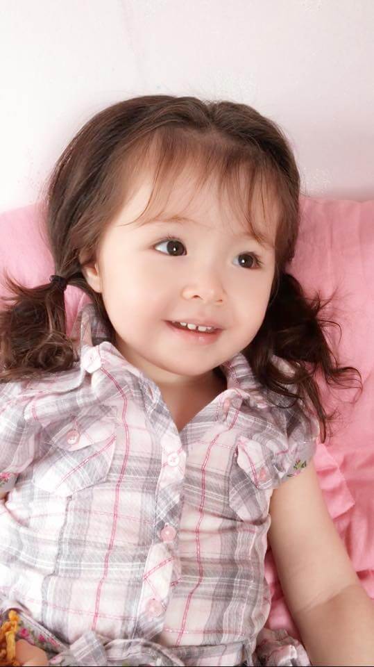 Con gái Elly Trần lại gây thương nhớ với mái tóc dài cột hai bên 50 Con gái Elly Trần lại gây thương nhớ với mái tóc dài cột hai bên 22