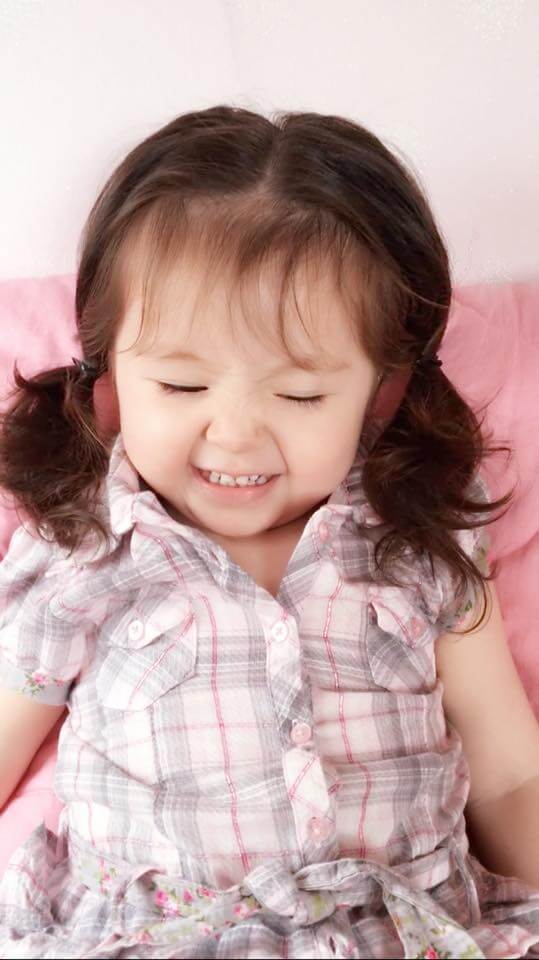 Con gái Elly Trần lại gây thương nhớ với mái tóc dài cột hai bên 54 Con gái Elly Trần lại gây thương nhớ với mái tóc dài cột hai bên 26