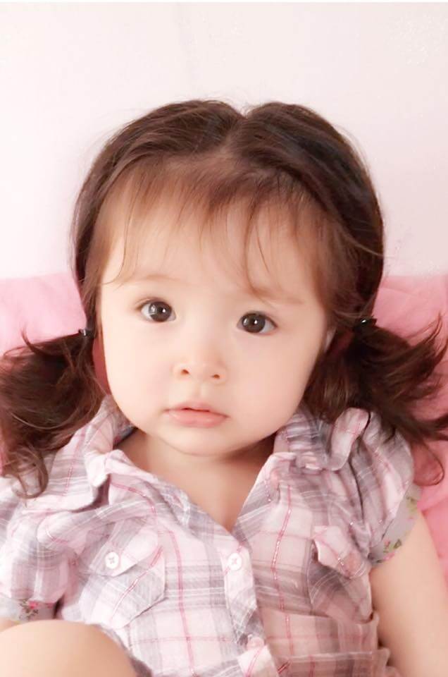 Con gái Elly Trần lại gây thương nhớ với mái tóc dài cột hai bên 55 Con gái Elly Trần lại gây thương nhớ với mái tóc dài cột hai bên 27