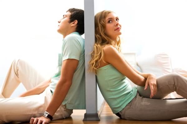 Cơn "sóng ngầm" có nguy cơ phá hủy hạnh phúc gia đình bất cứ khi nào 36 con-song-ngam-co-nguy-co-pha-huy-hanh-phuc-gia-dinh-bat-cu-khi-nao