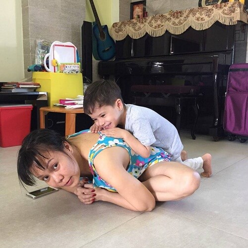 Con trai lai tây cực xinh xắn của danh hài Việt Hương 52 Con trai lai tây cực xinh xắn của danh hài Việt Hương 24