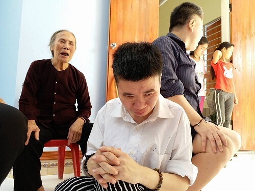Cuộc sống hiện tại của người mẹ già từng muốn chết cùng 6 con tâm thần 39 Cuộc sống hiện tại của người mẹ già từng muốn chết cùng 6 con tâm thần 11
