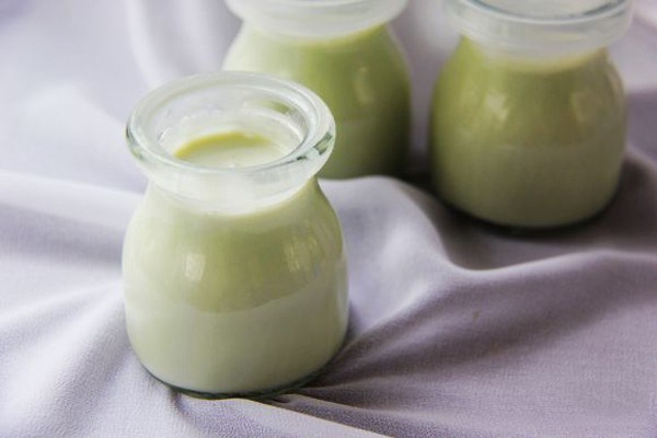 Cuối tuần chiêu đãi cả nhà sữa chua matcha ngọt mát lạ miệng 33 mat-cha