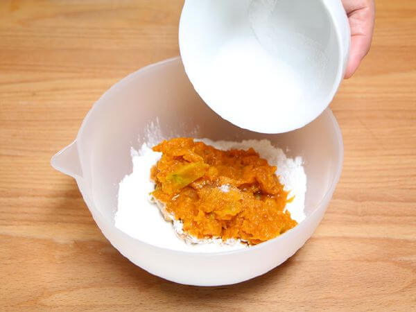 Cuối tuần đãi cả nhà món bánh Mochi bí đỏ thơm ngon 25