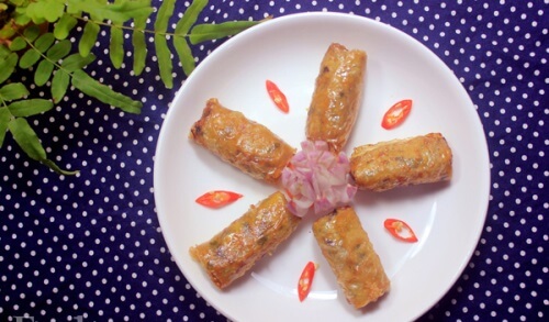 Cuối tuần đổi vị với món nem rán khoai môn đậm đà 41 Cuối tuần đổi vị với món nem rán khoai môn đậm đà 13