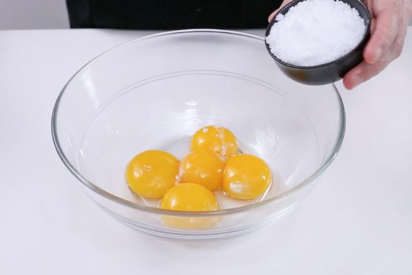 Cuối tuần làm mẻ bánh bông lan nướng thơm phức chiêu đãi cả nhà 52 Cuối tuần làm mẻ bánh bông lan nướng thơm phức chiêu đãi cả nhà 24