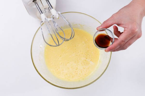 Cuối tuần làm mẻ bánh bông lan nướng thơm phức chiêu đãi cả nhà 53 Cuối tuần làm mẻ bánh bông lan nướng thơm phức chiêu đãi cả nhà 25