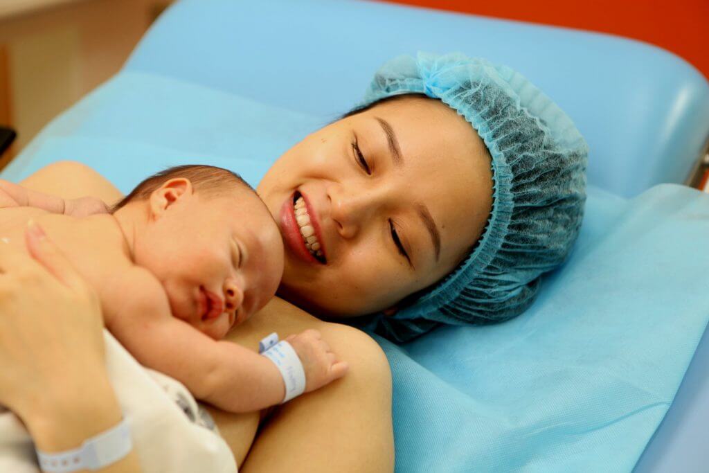 Da kề da sau sinh, cú chạm yêu thương đầu đời 36 Da kề da sau sinh, cú chạm yêu thương đầu đời 8