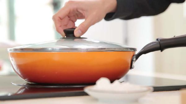 Đậm đà ngon cơm với món gà om nấm và hạt dẻ 51 Đậm đà ngon cơm với món gà om nấm và hạt dẻ 23