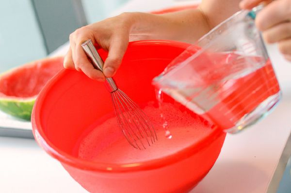 Đầu tuần chiêu đãi cả nhà món thạch rau câu dưa hấu mát lạnh 41