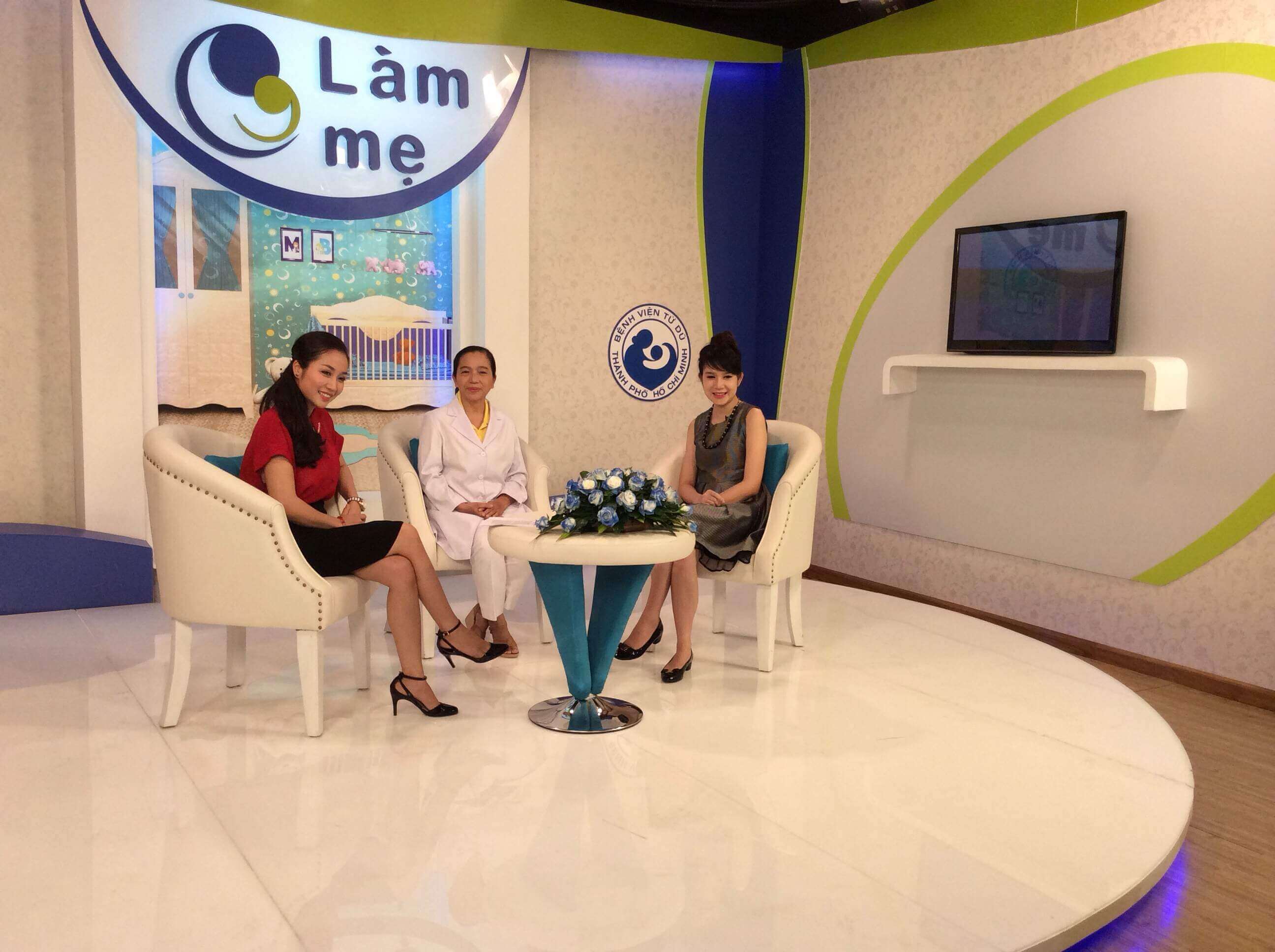 Để bé lớn khôn khỏe mạnh chương trình truyền hình làm mẹ 8