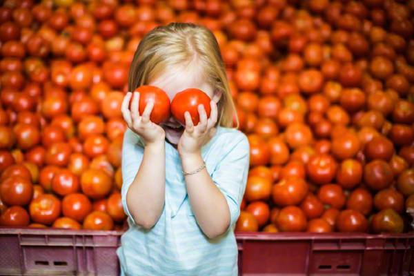 Để giúp bé thông minh, sáng tạo chỉ chất béo không thì... chưa đủ! 37 nhu cầu dinh dưỡng cho trẻ