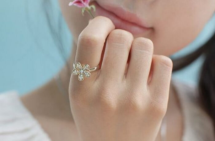 Đeo nhẫn hợp phong thủy để hút tài lộc, thay đổi vận khí 36 Đeo nhẫn hợp phong thủy để hút tài lộc, thay đổi vận khí 8