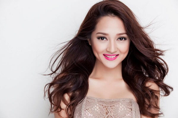 Điểm tên những ngôi sao tuổi thân nổi tiếng trong làng showbiz Việt 20