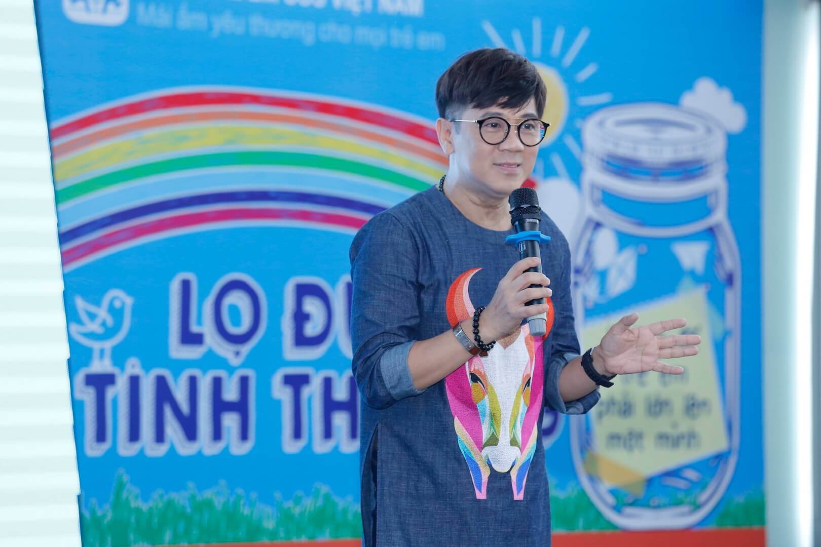 Đồng hành cùng Làng trẻ SOS qua chiến dịch "Lọ đựng tình thương" 7