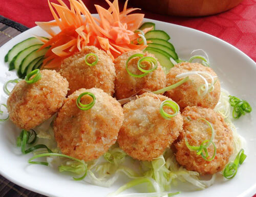 Đưa cơm chưa từng thấy với món chả tôm rau củ 55 Đưa cơm chưa từng thấy với món chả tôm rau củ 27