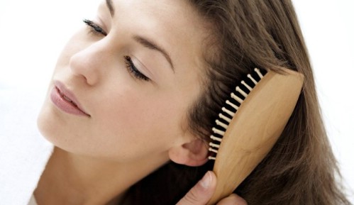 Đừng quên dành 3 phút để chải tóc trước khi ngủ nhé! 35 Đừng quên dành 3 phút để chải tóc trước khi ngủ nhé! 7