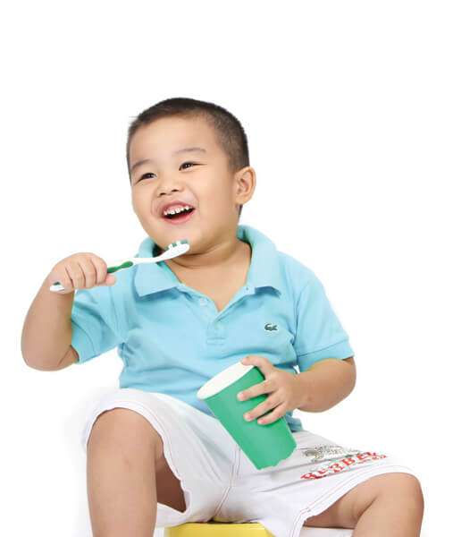 Giúp bé yêu chịu đánh răng 33 Giup be ngoan ngoan danh rang
