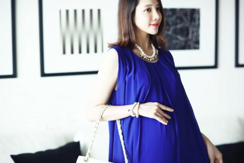 Gợi ý " mặc đẹp con khoẻ " miễn chê cho mẹ bầu 100 bau