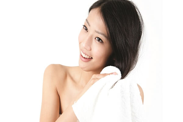 Hậu quả của việc để tóc ướt đi ngủ 34 toc-uot