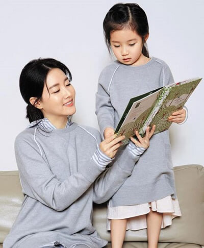 Hình ảnh mới nhất về cặp song sinh của nàng Dae Jang Geum 42 Hình ảnh mới nhất về cặp song sinh của nàng Dae Jang Geum 14