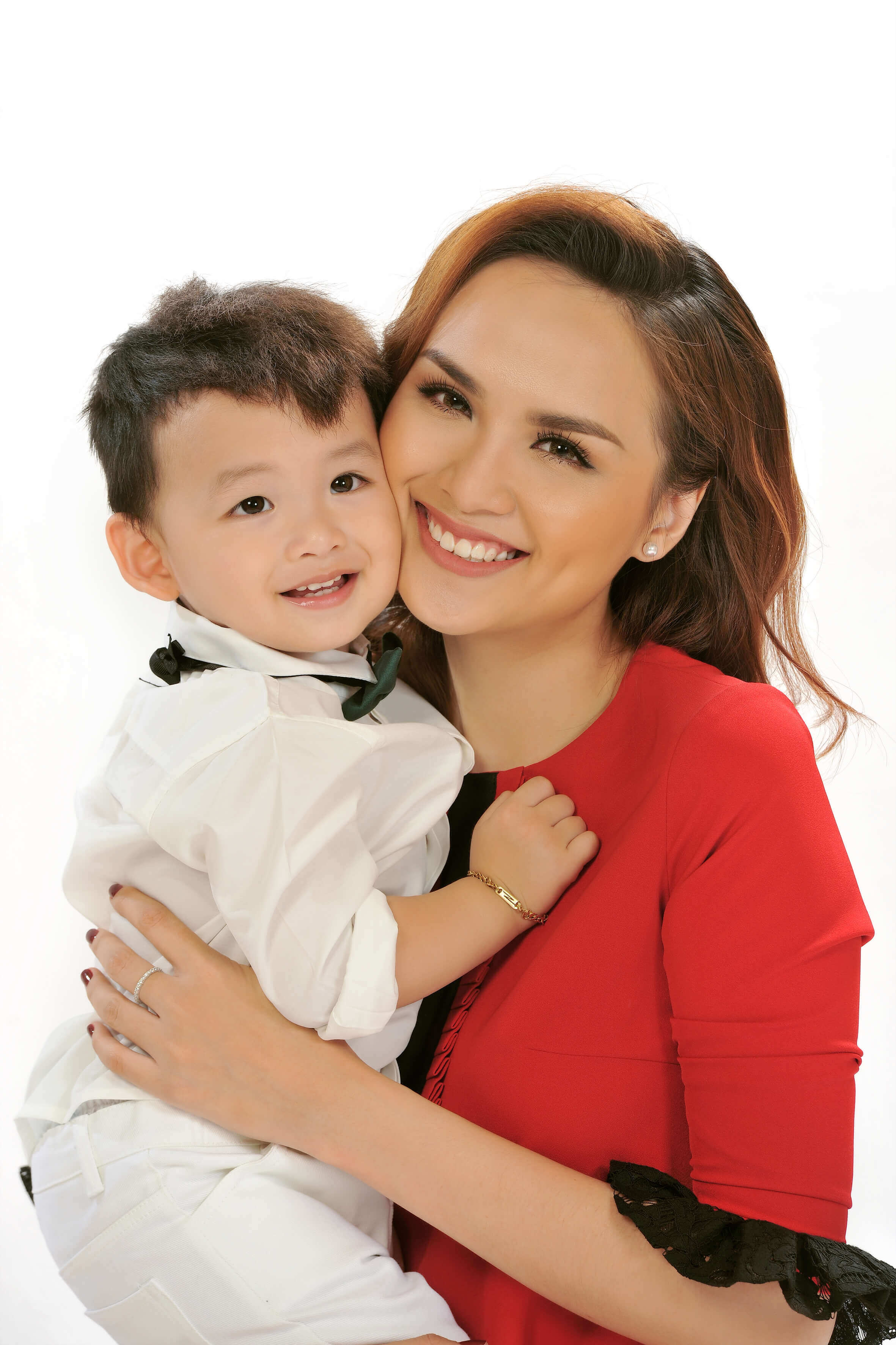 Hoa hậu Diễm Hương, bà mẹ chỉn chu của showbiz Việt 42 Hoa hậu Diễm Hương, bà mẹ chỉn chu của showbiz Việt 14