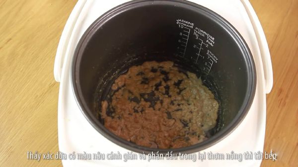 Hướng dẫn cách làm dầu dừa bằng nồi cơm điện 53 cách làm dầu dừa đơn giản bằng nồi cơm điện8