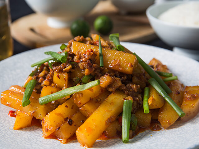 Khoai tây xào thịt băm sốt tương thơm ngon khó cưỡng 51 Khoai tây xào thịt băm sốt tương thơm ngon khó cưỡng 23