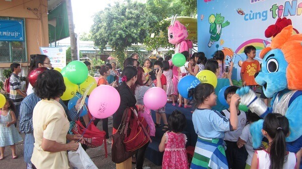 Khởi động mùa hè cùng tiNi đến với Mầm non Hoa Mai 40 khoi-dong-mua-he-cung-tini-den-voi-mam-non-hoa-mai