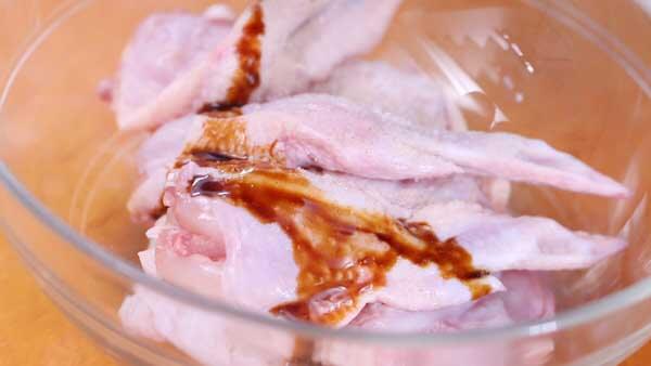 Lạ miệng món cánh gà nhồi rau củ chiên giòn 52 Lạ miệng món cánh gà nhồi rau củ chiên giòn 24