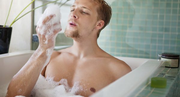 Làm 7 việc này sau khi “yêu” sẽ làm mất hòa khí vợ chồng 35 Làm 7 việc này sau khi “yêu” sẽ làm mất hòa khí vợ chồng 7