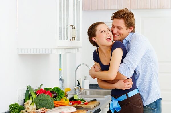 "Làm mới" chuyện phòng the: Bình cũ rượu mới 36 lam-moi-chuyen-phong-the-binh-cu-ruou-moi