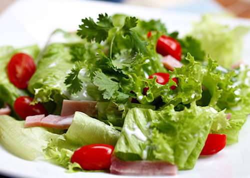 Làm sao để bé chịu ăn rau? 35 lam-sao-de-be-chiu-an-rau