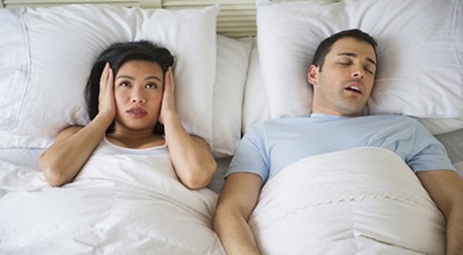 Làm sao khi chồng đêm nào cũng... kéo gỗ? 7