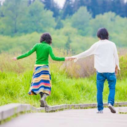 Lấy vợ “trẻ con”, chồng nên làm gì? 34 lấy vợ trẻ con