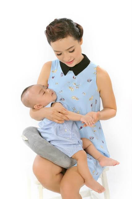 Lê Bê La: "Không ép buộc mà sẽ để con tự do phát triển" 43 Lê Bê La: "Không ép buộc mà sẽ để con tự do phát triển" 15
