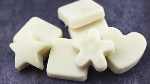 Mách mẹ cách làm lotion bar dưỡng ẩm cực kỳ đơn giản 39 Mách mẹ cách làm lotion bar dưỡng ẩm cực kỳ đơn giản 11