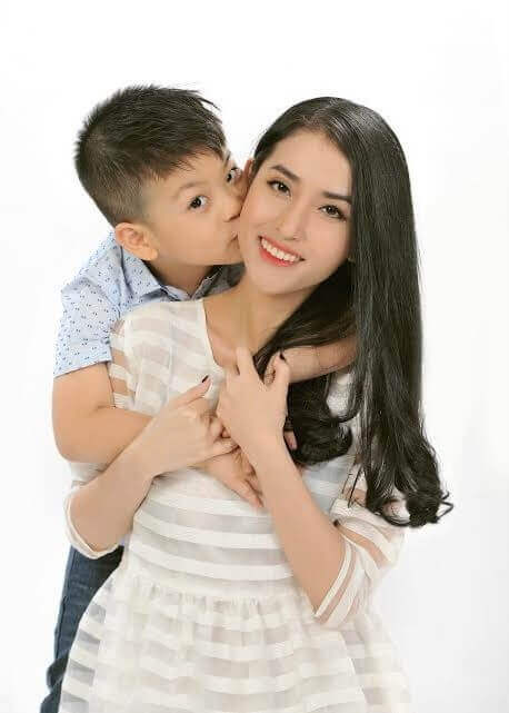 Mai Hồ: “Làm mẹ đơn thân cũng không vất vả lắm!” 8
